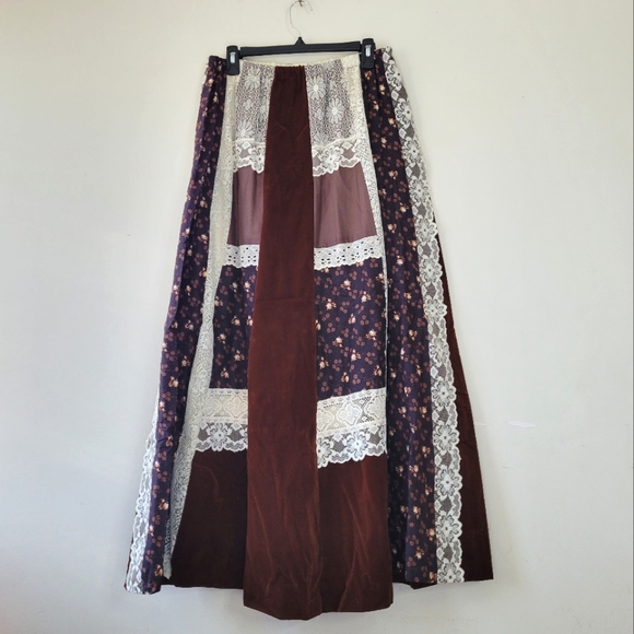 Vintage Dresses & Skirts - Carefree Fashions Vintage  Maxi Skirt Brown Ivory Lace Cottagecore Small Medium